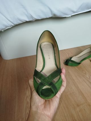 Zapatos ante en verde, de Zara , num 38