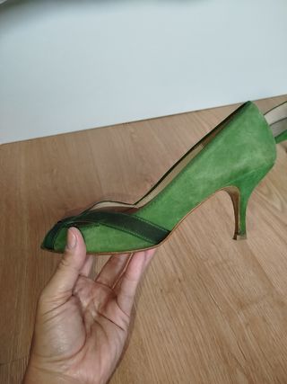 Zapatos ante en verde, de Zara , num 38