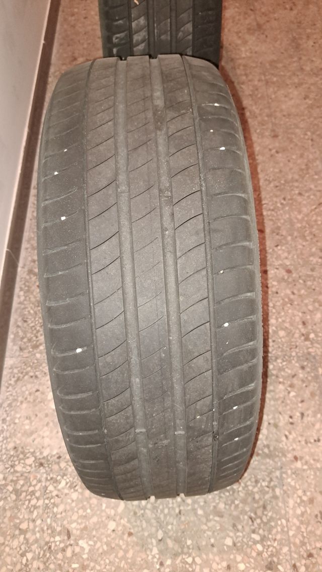 Pneumatici Gomme 225 50 18 Michelin