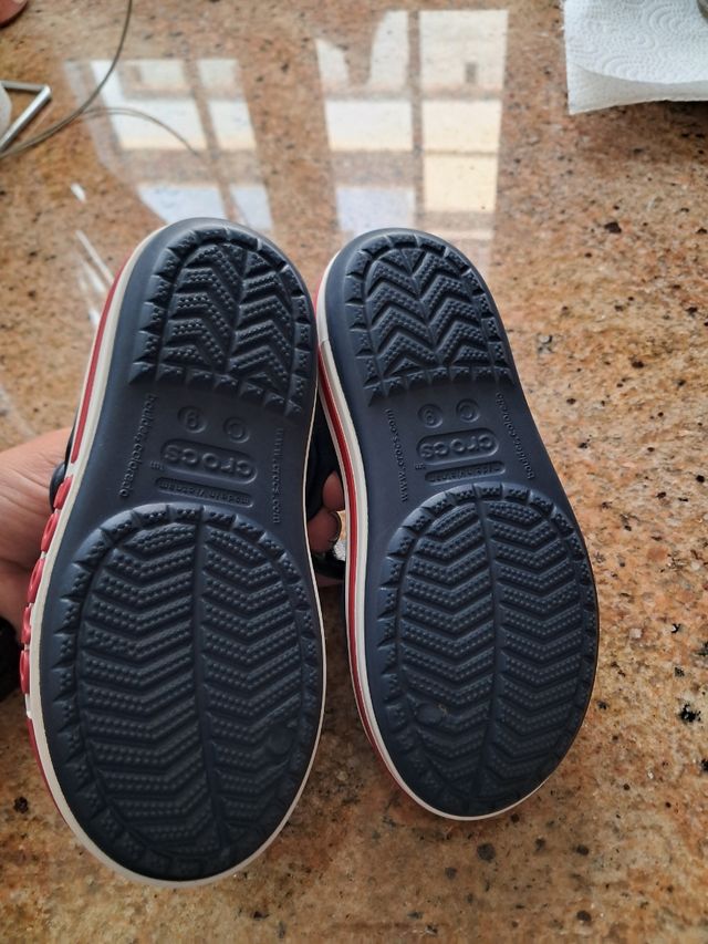 Sandalias Crocs T25/26