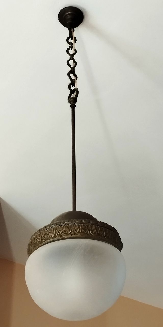 Lampara de techo antigua