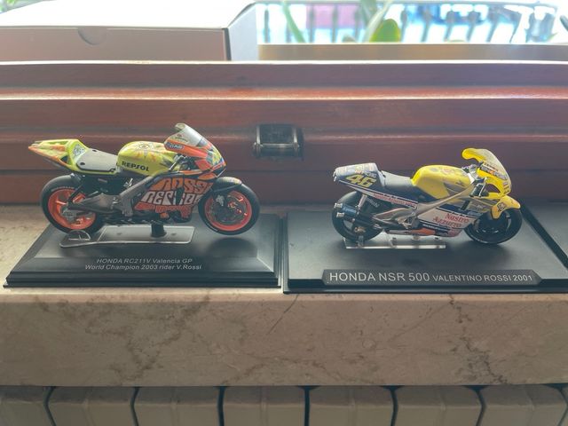 Lotto modellini moto gp