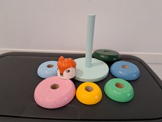 Pirámide de anillos apilable