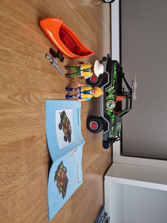 Playmobil wildlife pickup