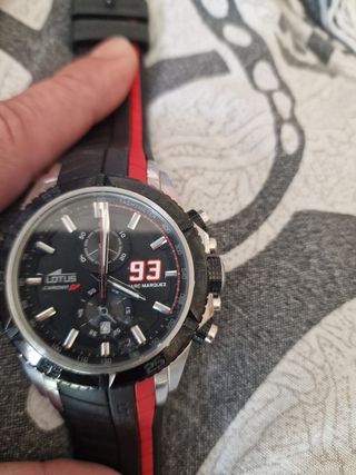 Reloj lotus