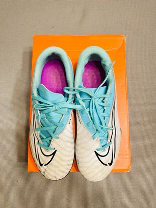 Botas fútbol Nike