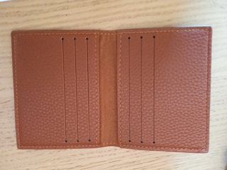 Billetera minimalista