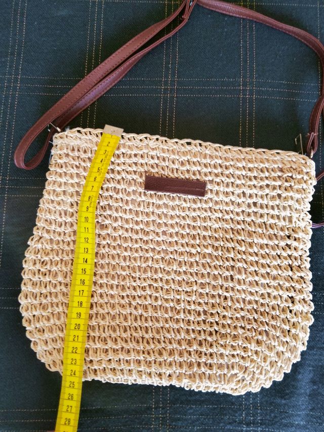 Bolso de rafia