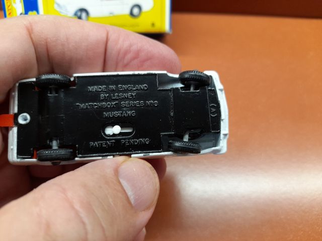 FORD MUSTANG LESNEY MATCHBOX.