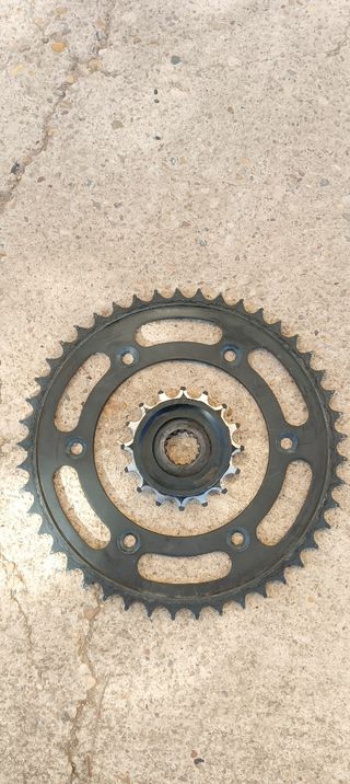 Ktm 690 piña