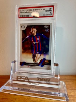 ⚽ Cromo SALMA PARALLUELO #51 👉 PSA 10