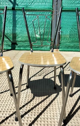 Escritorio de madera noble