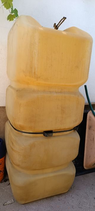 Caldera de gasoil+tubos (depósito+bandeja no disp)