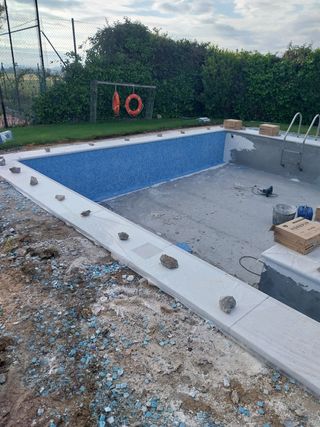 PISCINAS DE HORMIGÓN PROYECTADO 