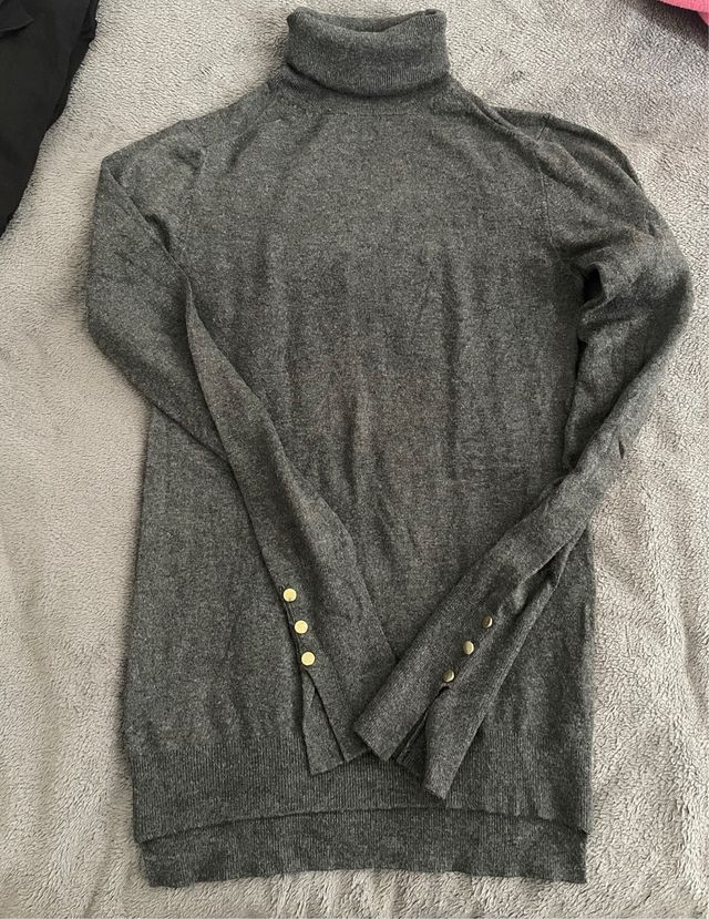 Blusas con cuello alto Zara