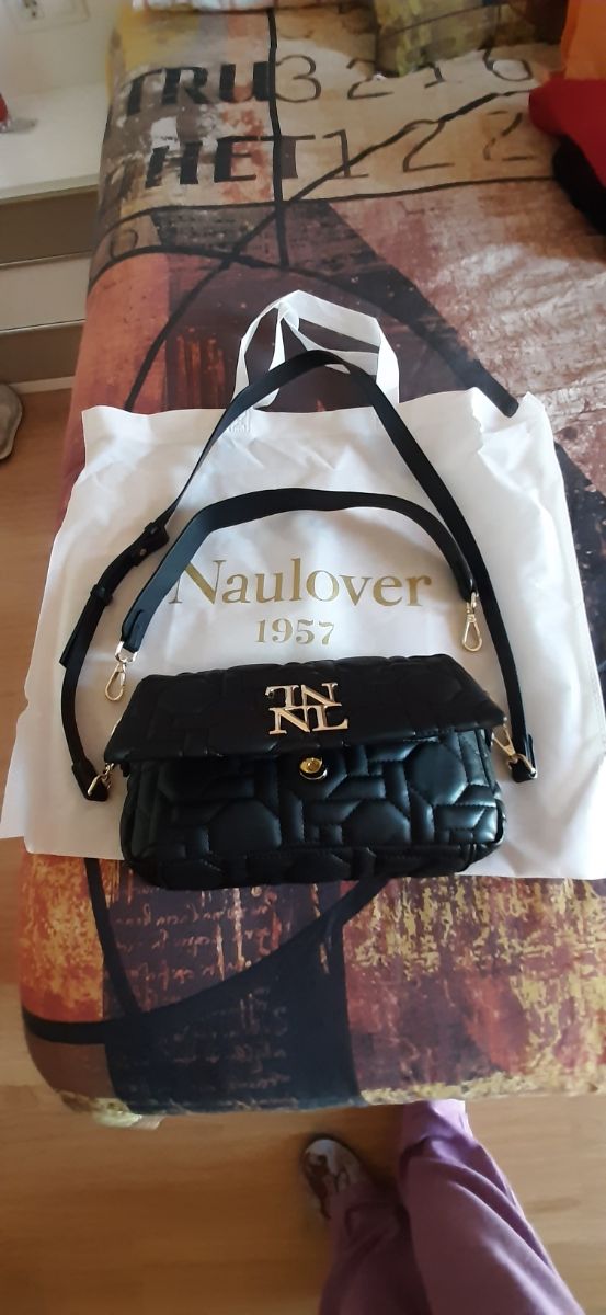 Bolso Negro Naulover