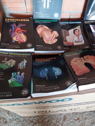 Examenes MIR comentados y manuales medicina