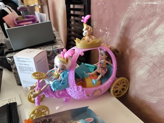 Muñecas enchantimals