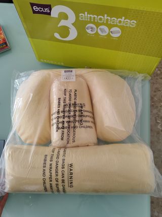 SIN ESTRENAR pack 3 almohadas viscoelásticas