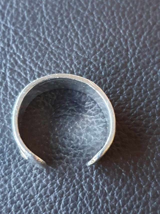 Antiguo anillo plata símbolos aztecas 
