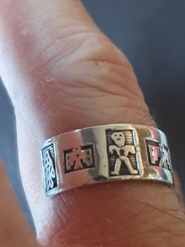 Antiguo anillo plata símbolos aztecas 