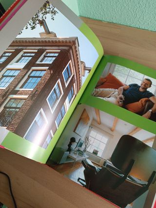 Gay Living libro (en ingles e italiano)