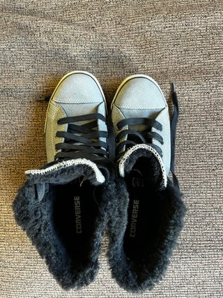 Zapatilla alta-botín converse gris