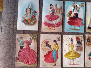 Postales antiguas regionales bordadas