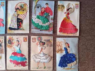 Postales antiguas regionales bordadas