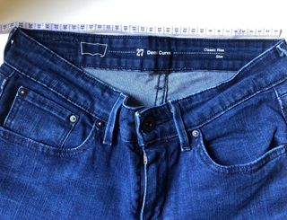 Vaquero Levi’s Chica. Talla W27 ; L32. + Regalo.