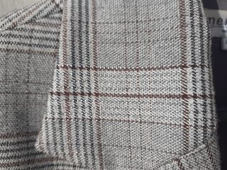 Americana de gris con hilo plata