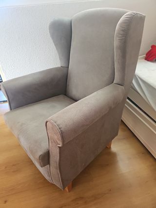 Butaca gris piel