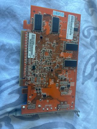 Tarjeta grafica ATI Radeon X1050 
