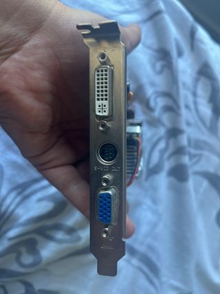 Tarjeta grafica ATI Radeon X1050 