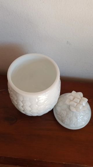 Barattolo Ananas opalino Anni 60