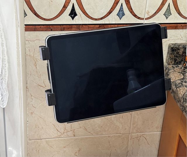 Soporte para tablet con ventosa coche