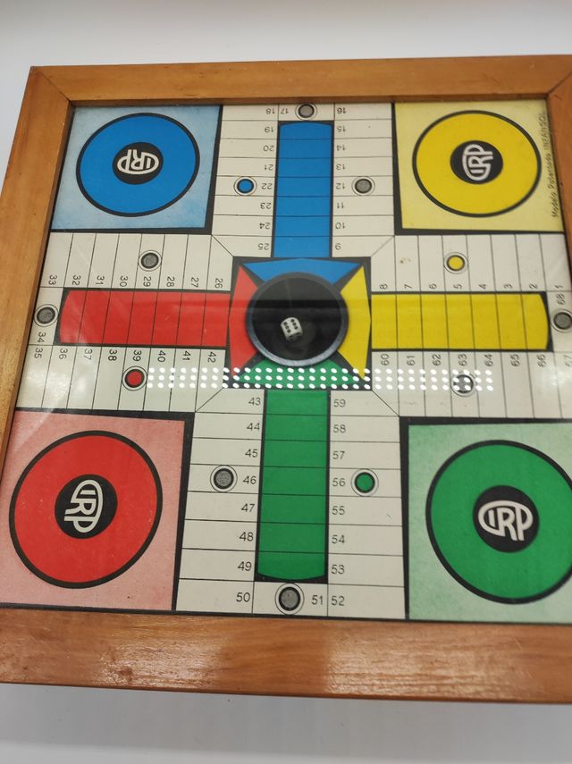 TABLERO PARCHIS Y OCA ANTIGUO MADERA y CRISTAL
