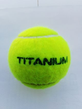 Pelota de pádel Nox Titanium