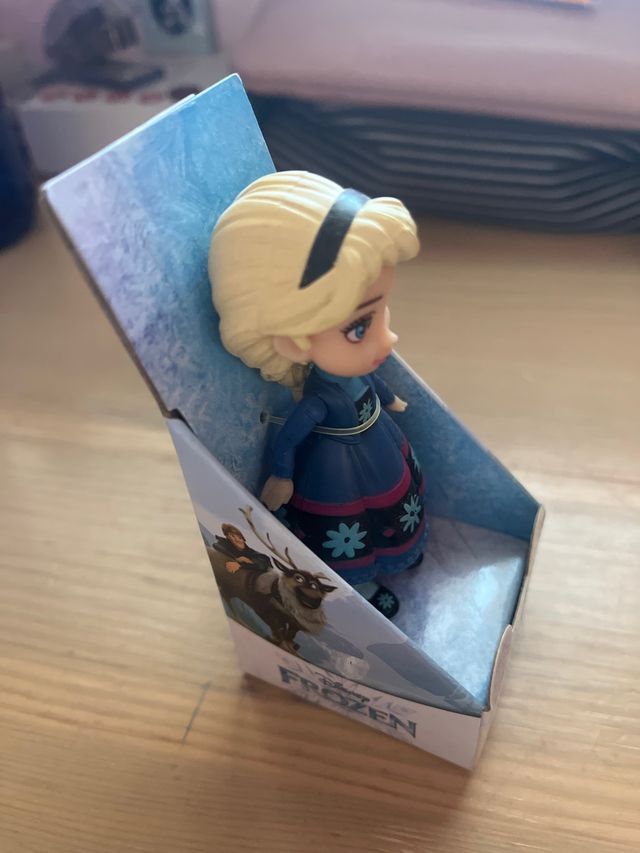 Figura de ELSA- FROZEN