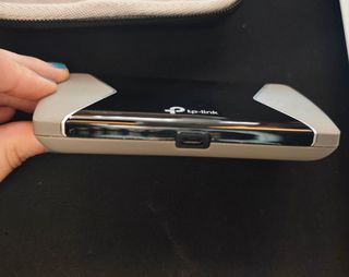 router portátil Tp-Link 4g con funda