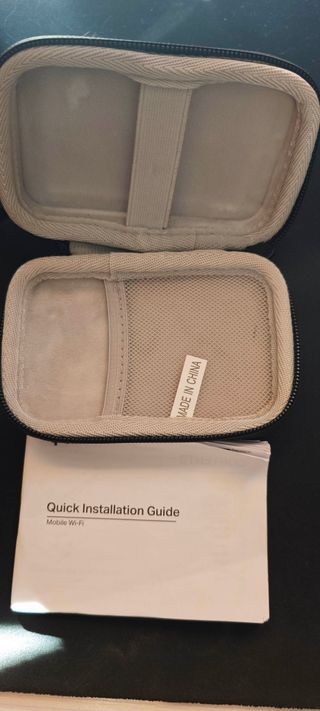 router portátil Tp-Link 4g con funda