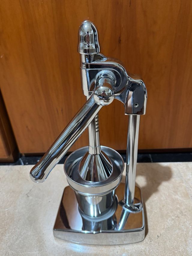 Exprimidor manual acero inoxidable galvanizado