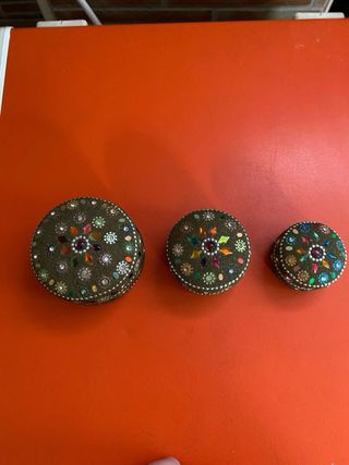 Cajitas indias de tres tamaños