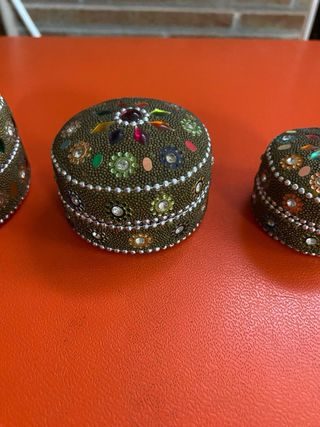 Cajitas indias de tres tamaños