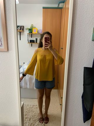 Blusa amarilla de ONLY