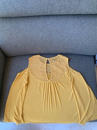 Blusa amarilla de ONLY