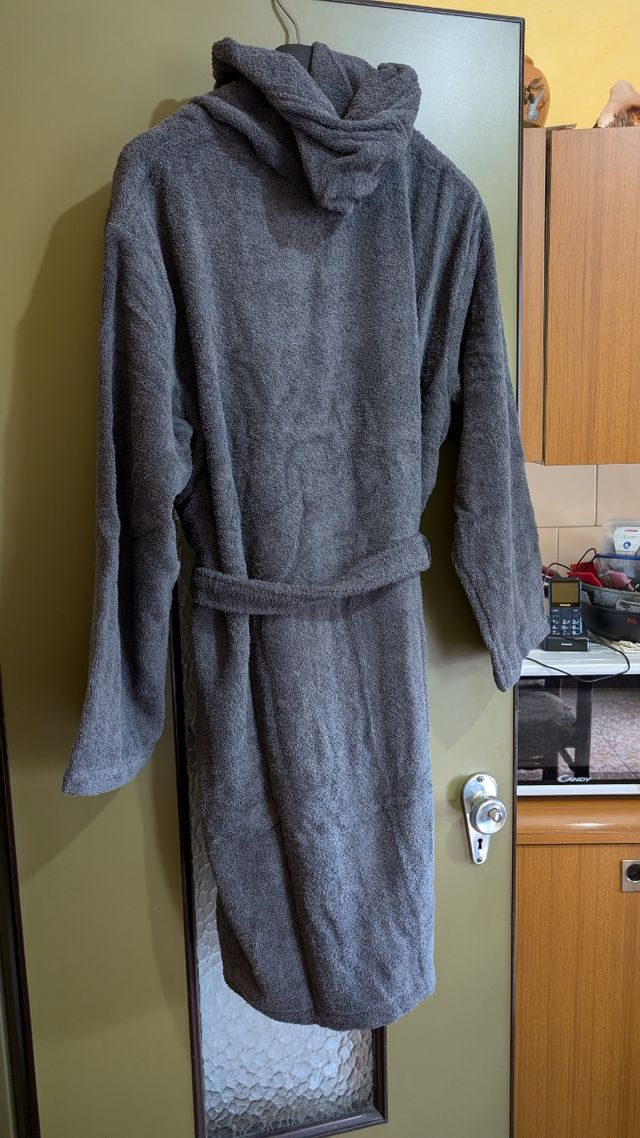 Accappatoio con cappuccio marca Freddy, nuovo