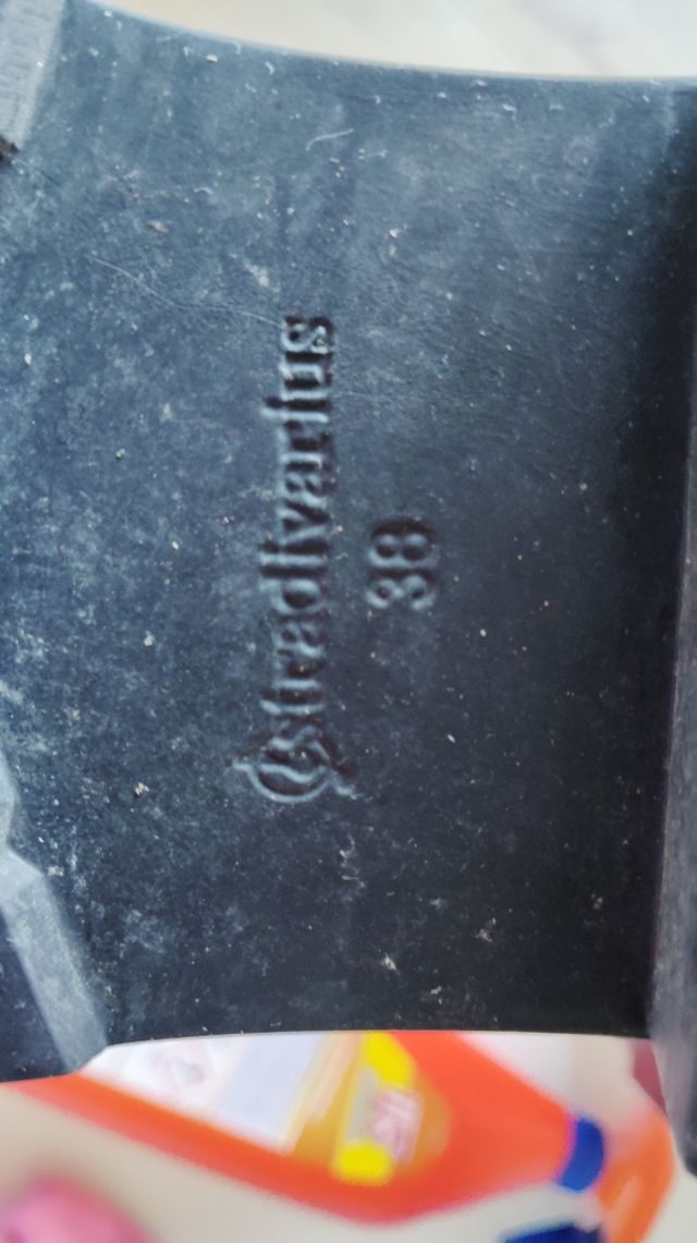 Botas negras stradivarius