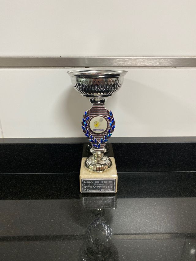 Trofeo 17,4 x 7,8 cm