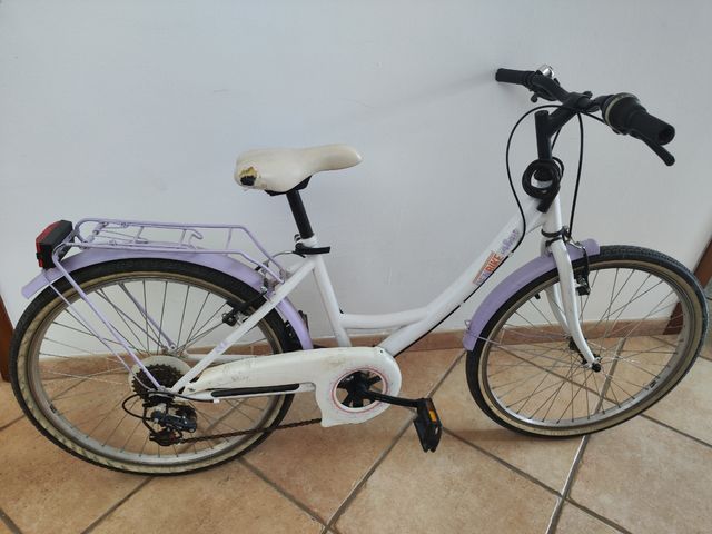 Bicicleta niña rueda 24".